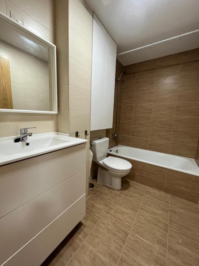 Apartamento Con Terraza,2 Min De La Playa, Ares Esterno foto