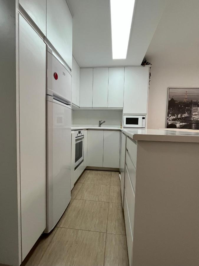 Apartamento Con Terraza,2 Min De La Playa, Ares Esterno foto